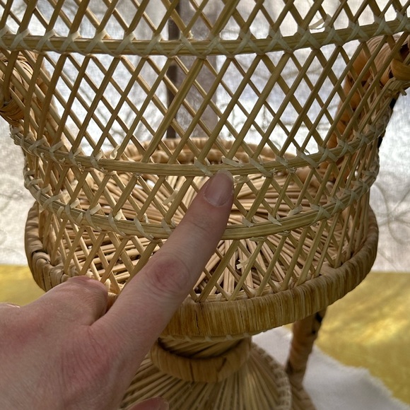 Vintage Boho Peacock Fan Chair for Doll or Plant Stand - Picture 7 of 14